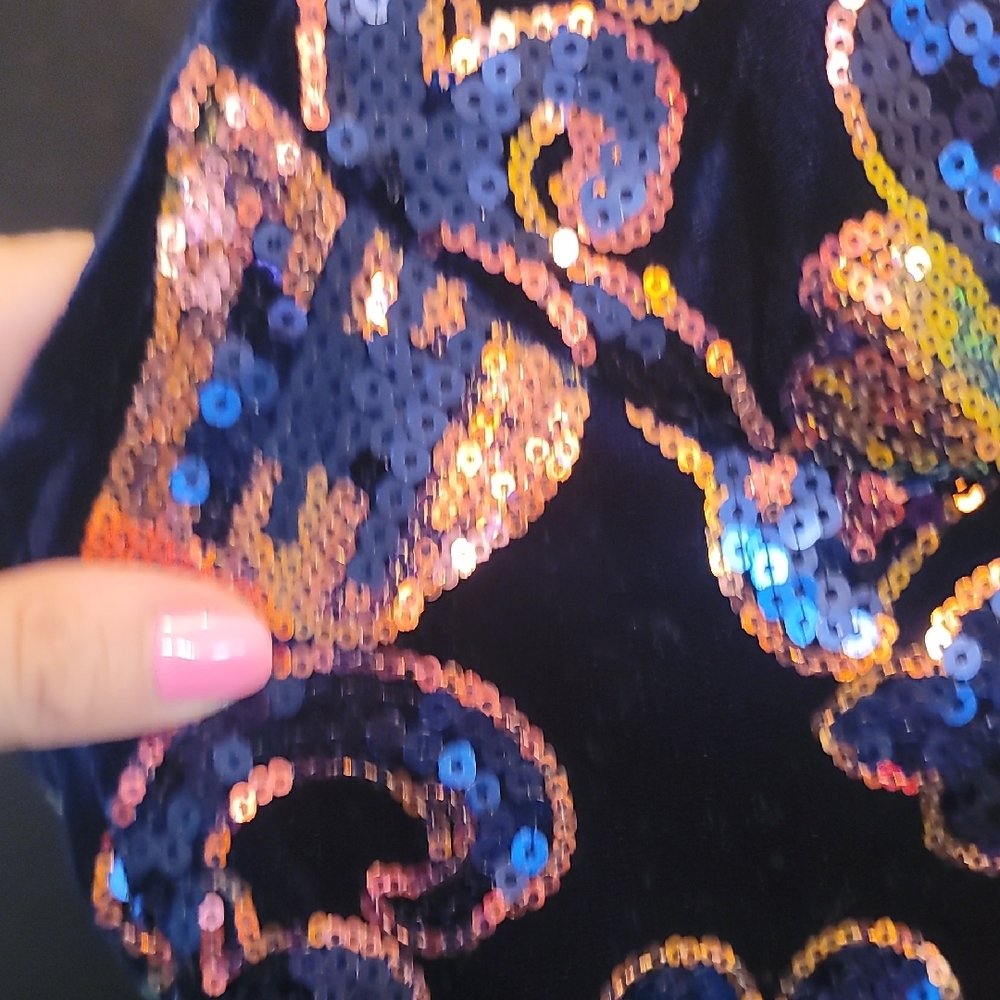 BLack AND ROSEGOLD Spaghetti Strap Backless GOWN - Picture 3 of 8